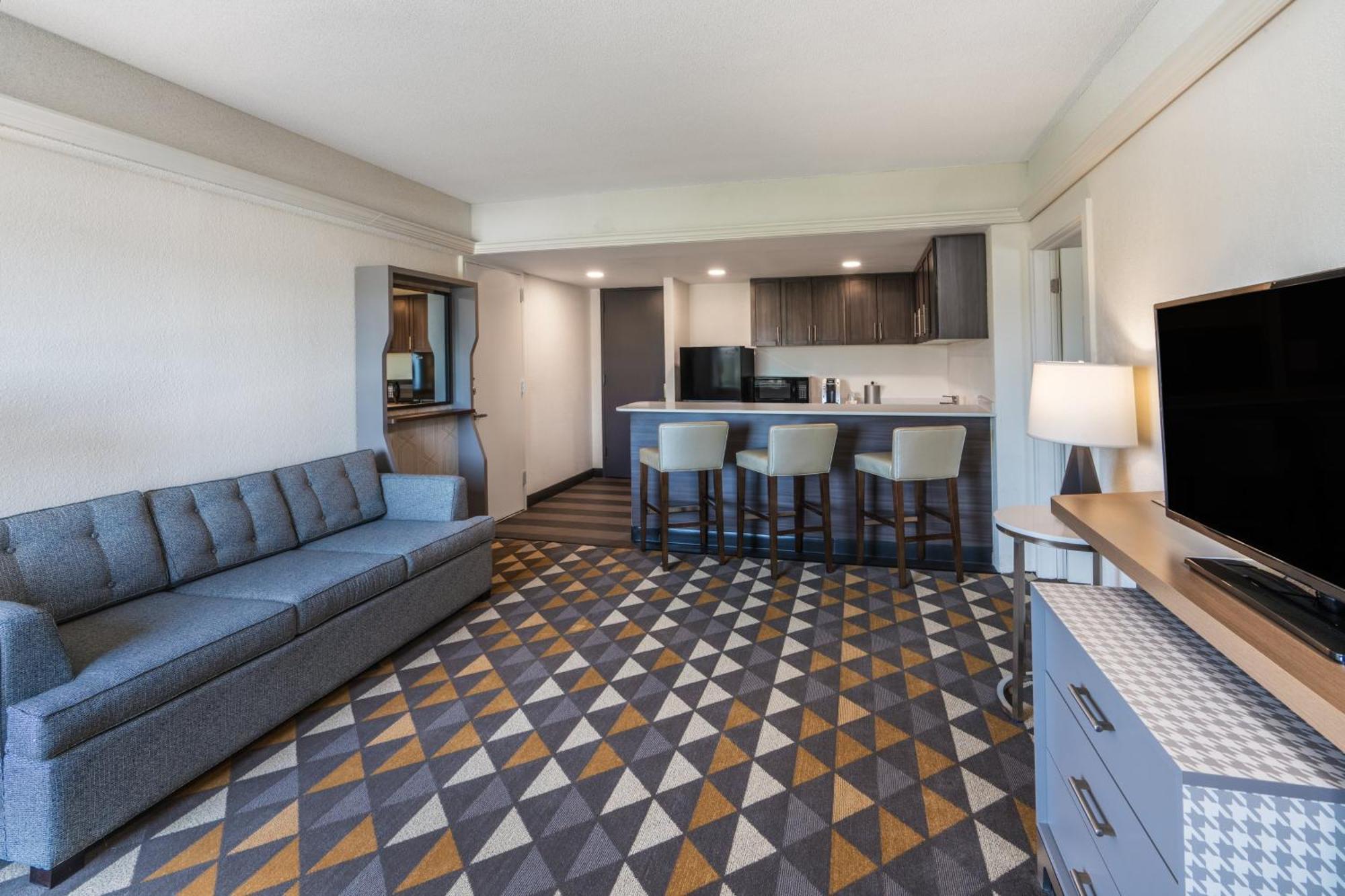 Holiday Inn & Suites Pittsfield-Berkshires By Ihg Exterior foto